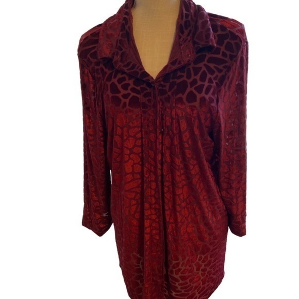Ruby Rd red button up top.